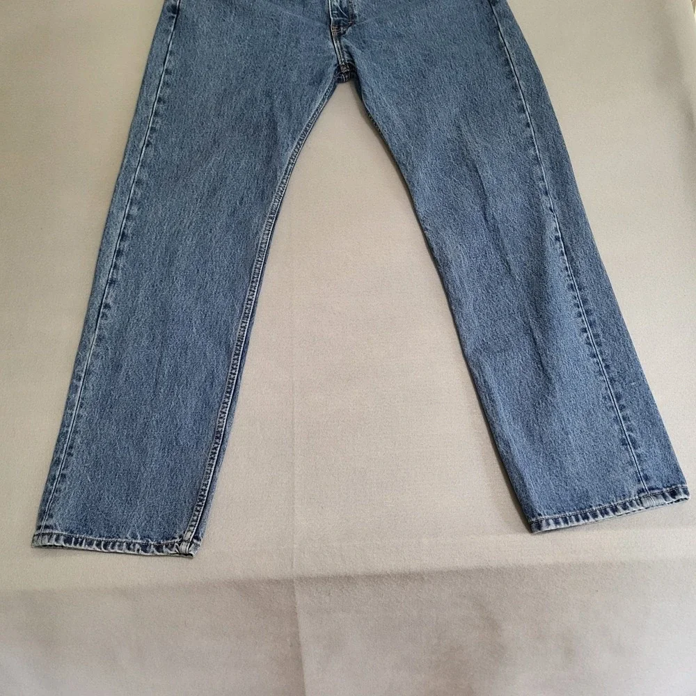 Levi's 505 Denim Blue Jeans Medium Wash Straight Leg Men's 38 X 32